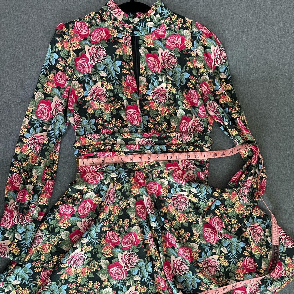 Mini Dress size 6 - Picture 3 of 3
